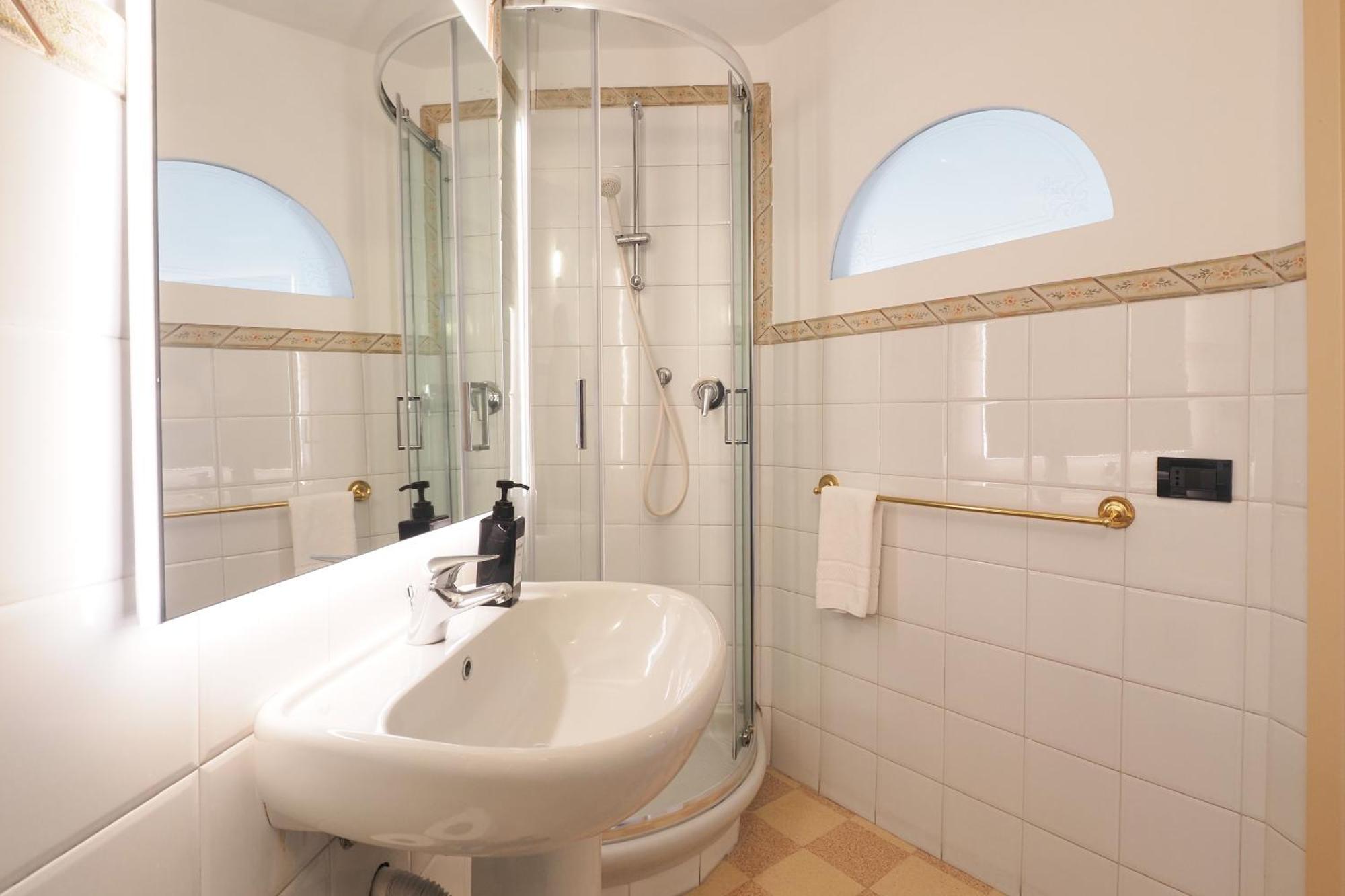 Duomo Cathedral View - Luxury Apartment Mediolan Zewnętrze zdjęcie